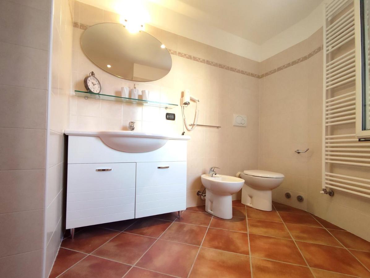 B&B Villa Regina Brunate Eksteriør bilde